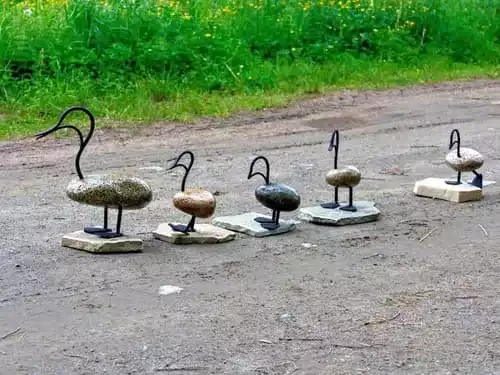 Утка из металла