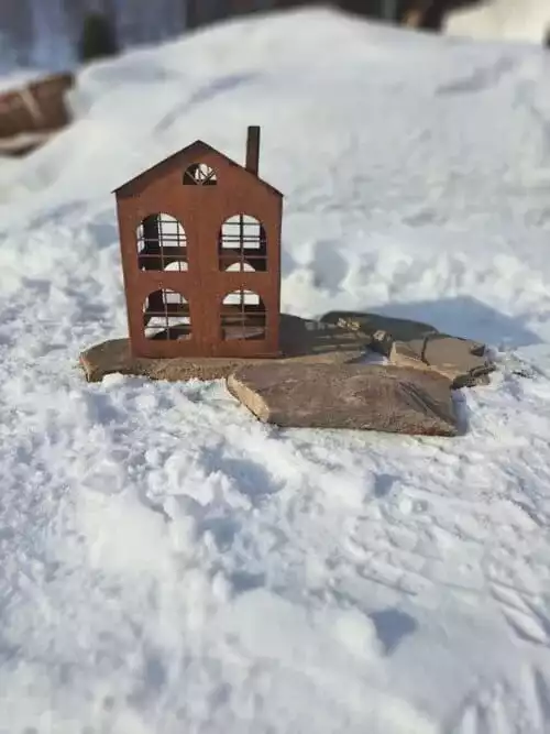 Домик-подсвечник с трубой